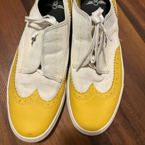 Yellow and white wing tips size 12 mens